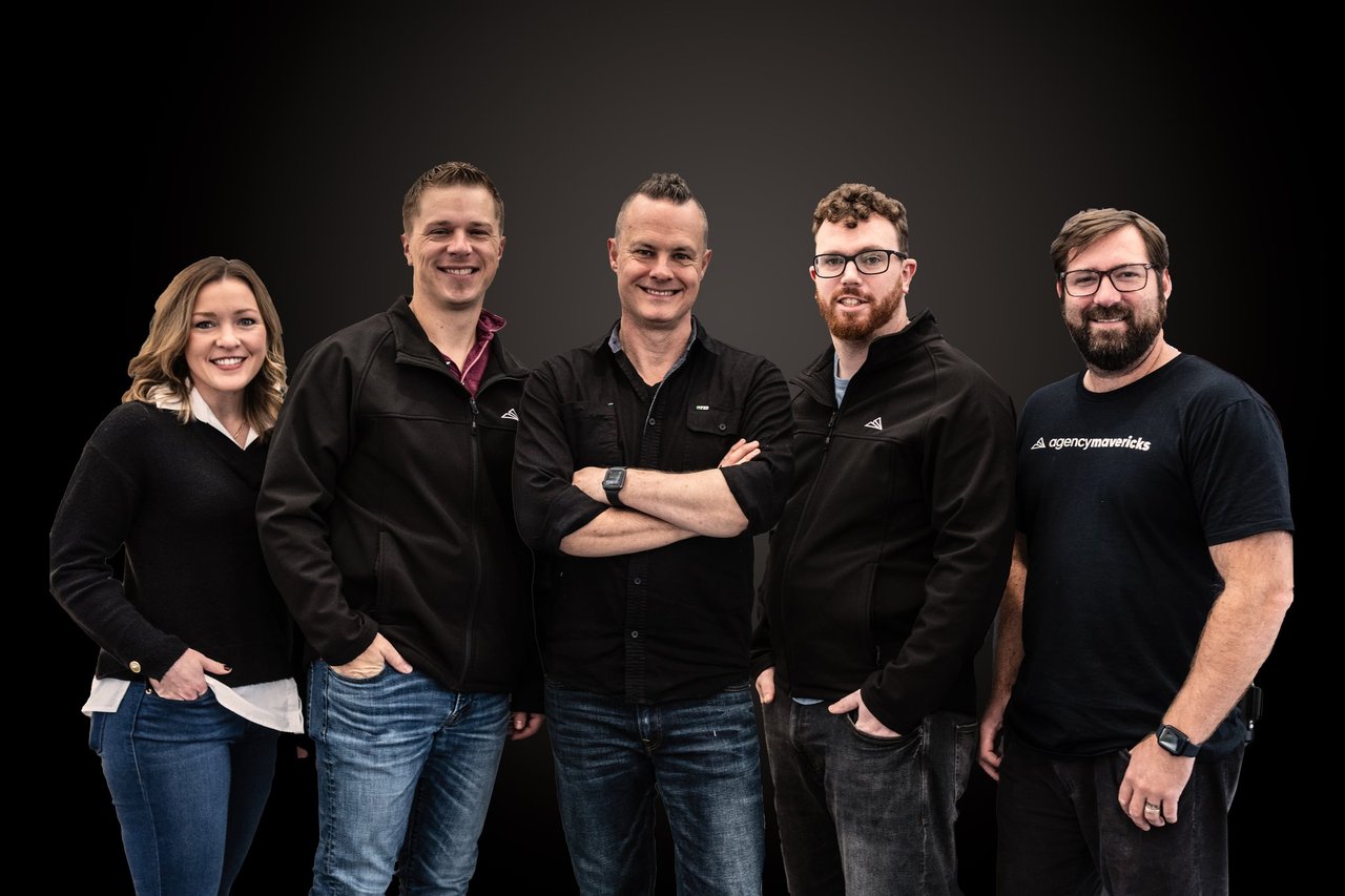 Agency Mavericks Coach Shots. Team2.